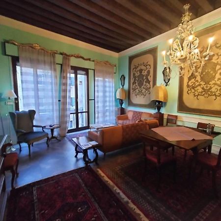 Luxury Apartment Near Rialto Bridge Венеция Экстерьер фото