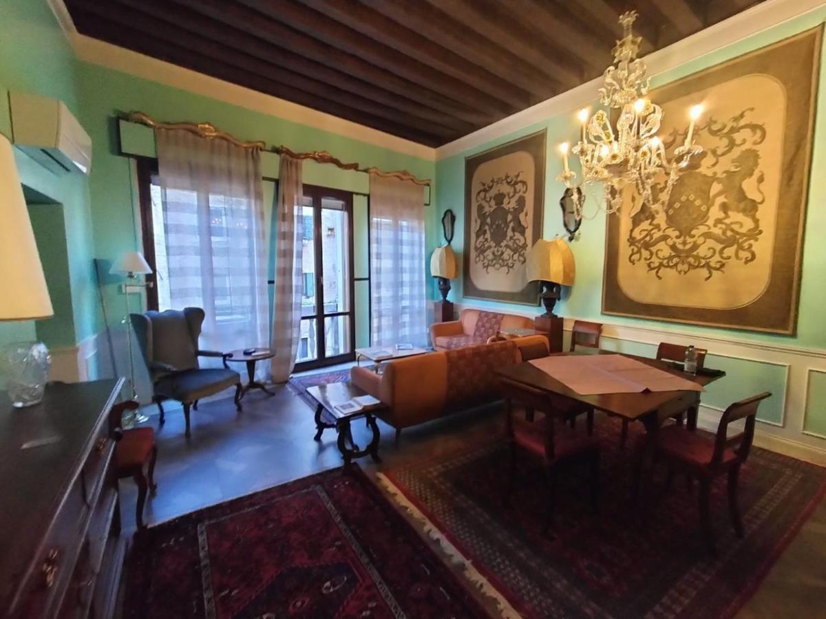 Luxury Apartment Near Rialto Bridge Венеция Экстерьер фото