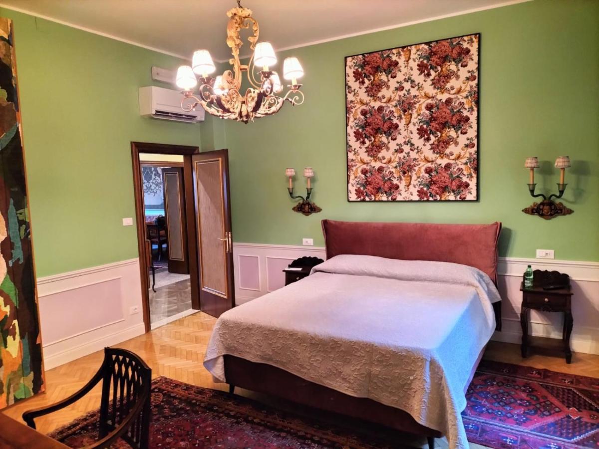 Luxury Apartment Near Rialto Bridge Венеция Экстерьер фото