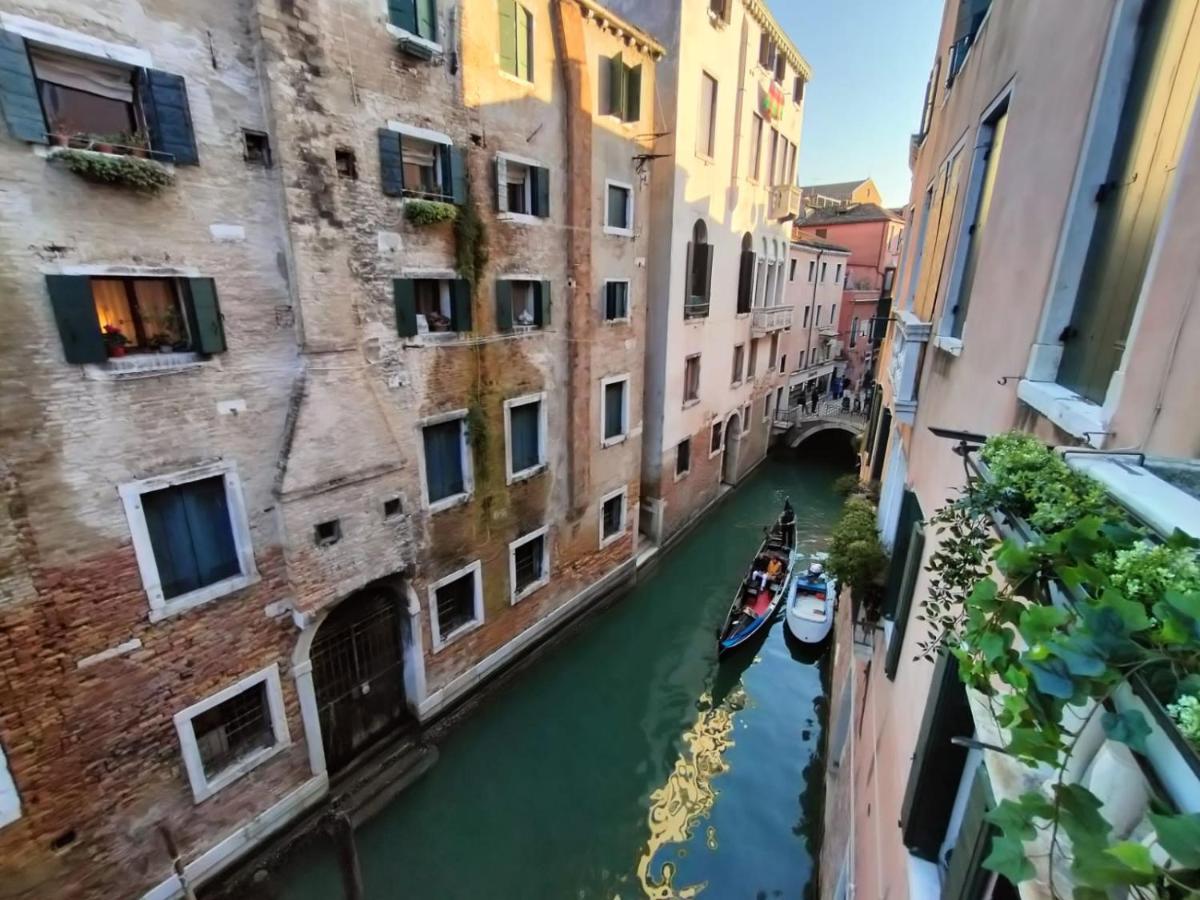Luxury Apartment Near Rialto Bridge Венеция Экстерьер фото