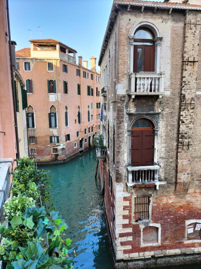 Luxury Apartment Near Rialto Bridge Венеция Экстерьер фото
