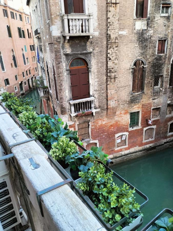Luxury Apartment Near Rialto Bridge Венеция Экстерьер фото