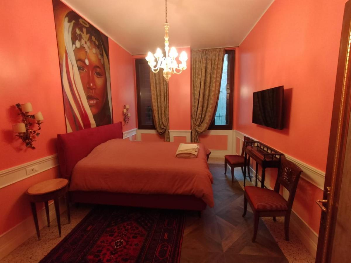 Luxury Apartment Near Rialto Bridge Венеция Экстерьер фото